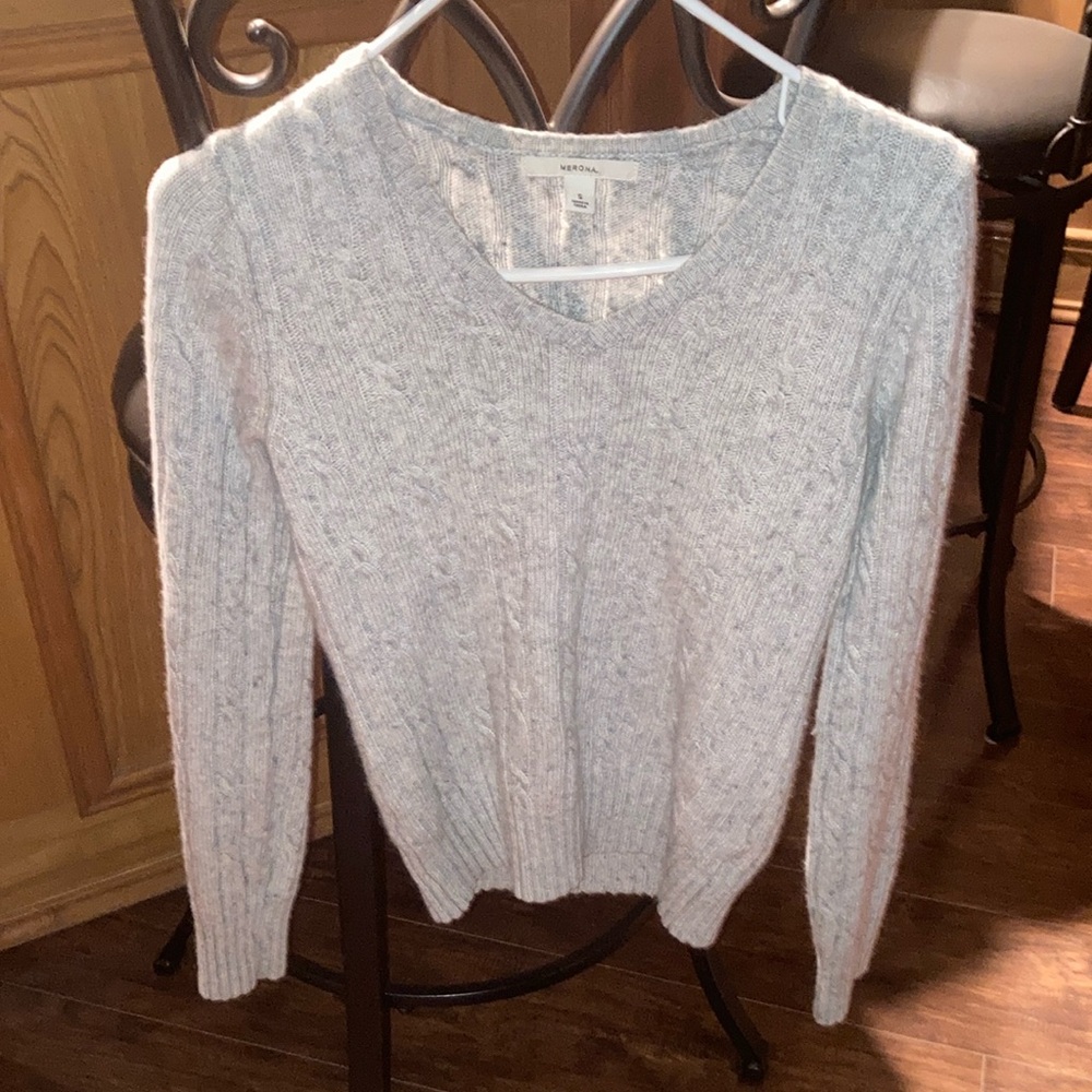 Women's Gray Sweater